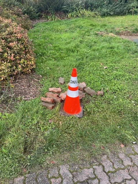 DNV crews removed the broken bricks.
